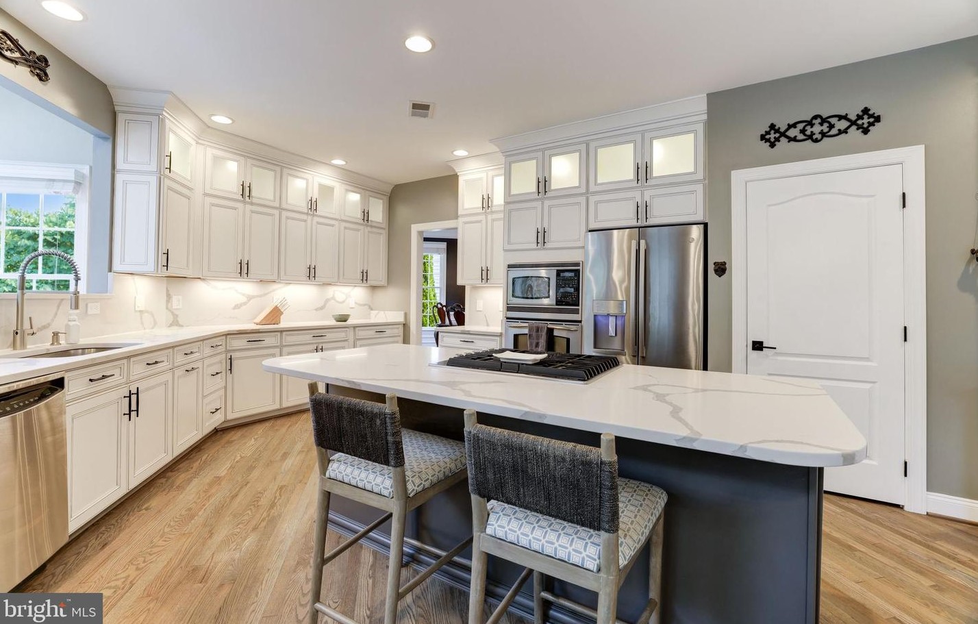 20234 Kentucky Oaks Ct, Ashburn VA 20147-3167 exterior