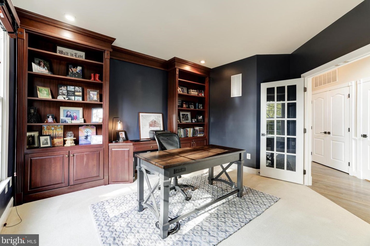 20234 Kentucky Oaks Ct, Ashburn VA 20147-3167 exterior