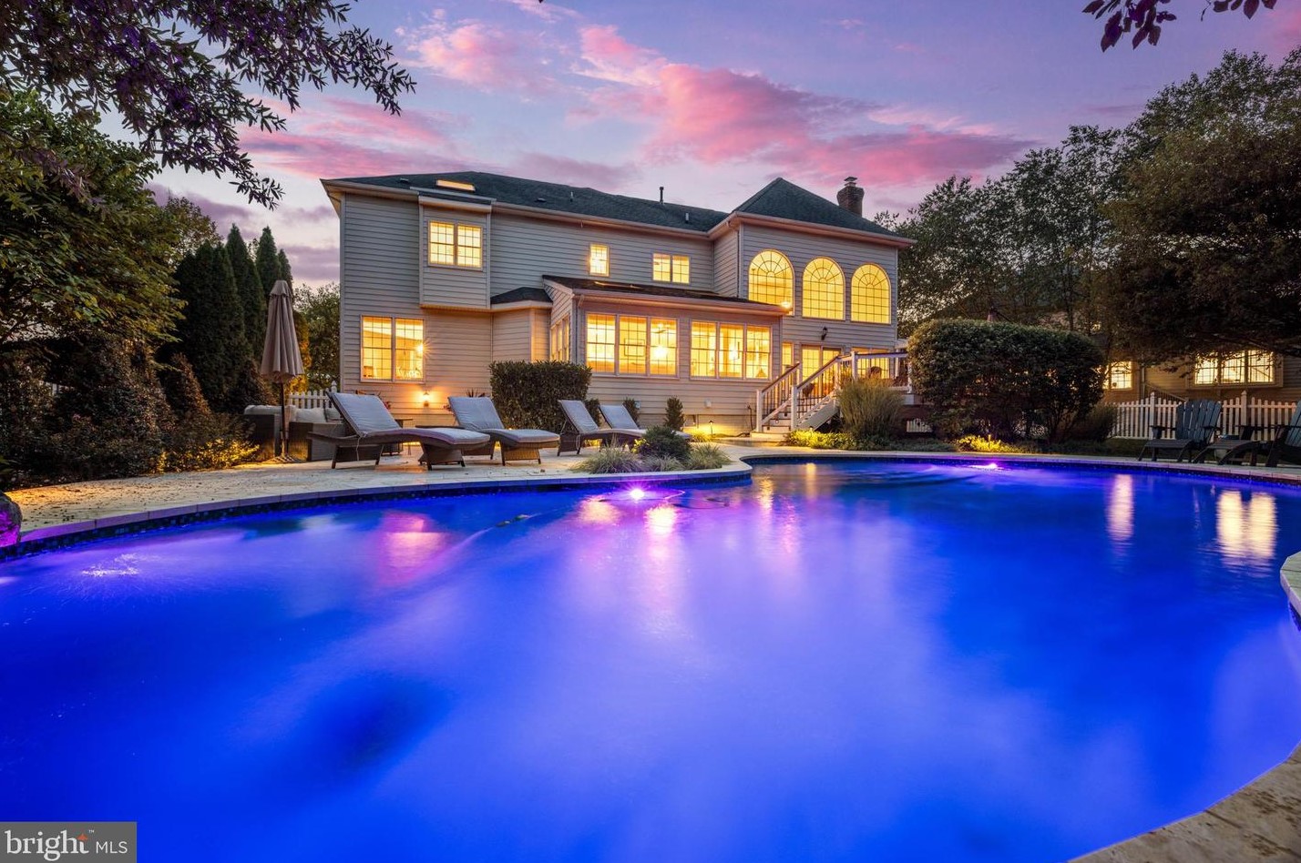 20234 Kentucky Oaks Ct, Ashburn VA 20147-3167 exterior