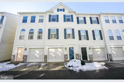 43729 Clear Lake Square, Ashburn, VA 20147 - Photo 1