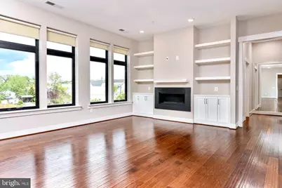 2 Stationmaster Street SE #302, Leesburg, VA 20175 - Photo 17