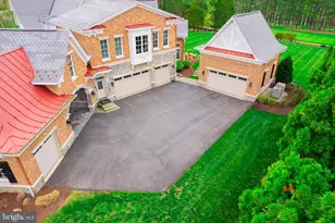 22577 Creighton Farms Dr, Leesburg, VA 20175 - Photo 11