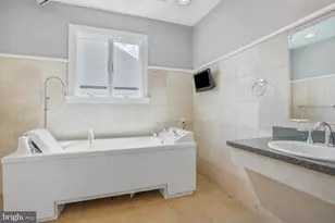 22838 Arbor View Dr, Brambleton, VA 20148 - Photo 41