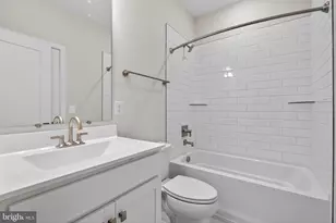 22892 Tawny Pne Sq, Ashburn, VA 20148 - Photo 7