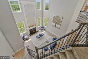 14785 Bankfield Dr, Waterford, VA 20197 - Photo 9