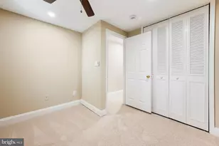 86 Sugarland Run Dr, Sterling, VA 20164 - Photo 25