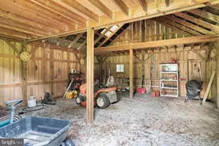 19033 Otley Rd, Purcellville, VA 20132 - Photo 23