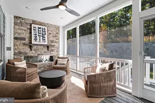 42639 Daybreak Mdw Dr, Leesburg, VA 20176 - Photo 23