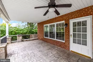 45545 Lakeside Dr, Sterling, VA 20165 - Photo 11