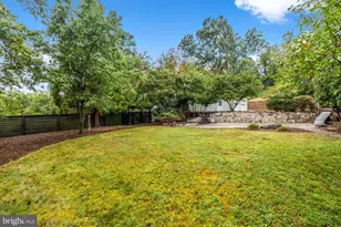 45545 Lakeside Dr, Sterling, VA 20165 - Photo 69