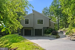 39368 Longhill Ln, Aldie, VA 20105 - Photo 3