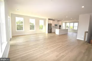 43795 Middleway Ter, Ashburn, VA 20147 - Photo 11