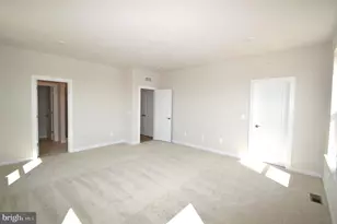 43795 Middleway Ter, Ashburn, VA 20147 - Photo 39