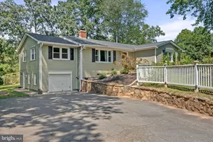 23439 Watson Rd, Leesburg, VA 20175 - Photo 3