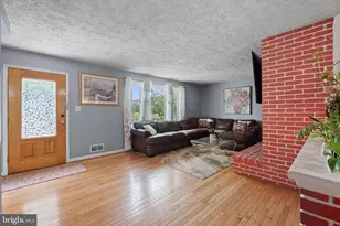 23439 Watson Rd, Leesburg, VA 20175 - Photo 5