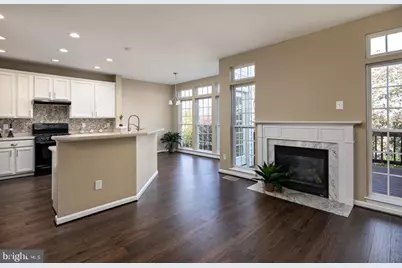 22051 Chelsy Paige Square, Ashburn, VA 20148 - Photo 9