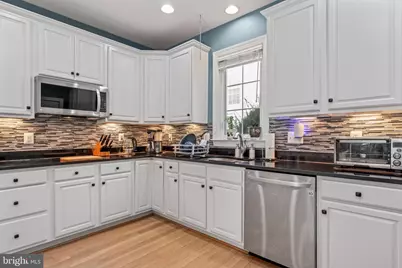 23251 Christopher Thomas Lane, Brambleton, VA 20148 - Photo 17