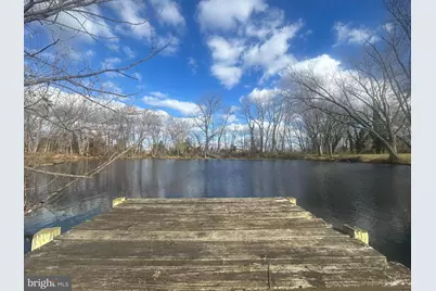 45 E Broad Way E, Lovettsville, VA 20180 - Photo 1