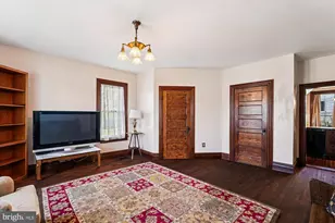 45 E Broad Way E, Lovettsville, VA 20180 - Photo 21