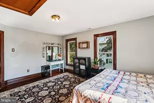 45 E Broad Way E, Lovettsville, VA 20180 - Photo 35