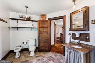 45 E Broad Way E, Lovettsville, VA 20180 - Photo 37