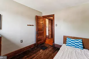 45 E Broad Way E, Lovettsville, VA 20180 - Photo 39