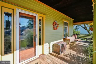 45 E Broad Way E, Lovettsville, VA 20180 - Photo 9