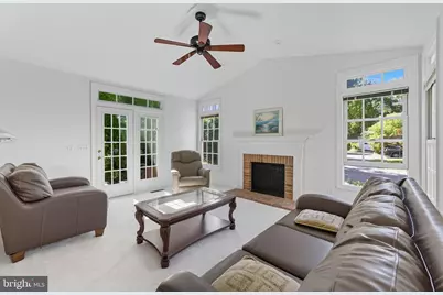 20765 Bank Way, Sterling, VA 20165 - Photo 17