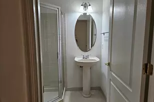 25860 Commons Square, Chantilly, VA 20152 - Photo 23