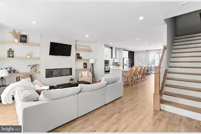 308 Nebeiolo Terrace SE, Leesburg, VA 20175 - Photo 15