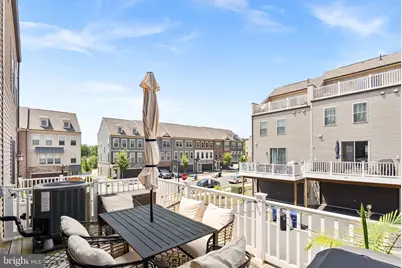 308 Nebeiolo Terrace SE, Leesburg, VA 20175 - Photo 9