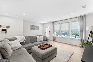 308 Nebeiolo Terrace SE, Leesburg, VA 20175 - Photo 3