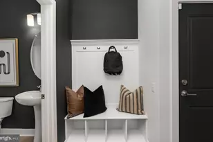 18260 Hobbes Rst Ln, Leesburg, VA 20176 - Photo 23