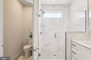 22381 Roanoke Rise Terrace, Ashburn, VA 20148 - Photo 33