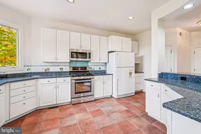 308 Sinegar Place, Potomac Falls, VA 20165 - Photo 45