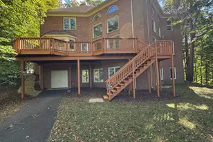 308 Sinegar Pl, Potomac Falls, VA 20165 - Photo 3