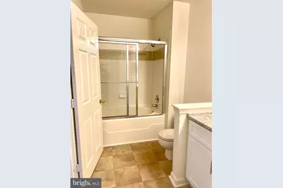 20292 Beechwood Terrace #201, Ashburn, VA 20147 - Photo 7