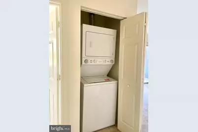 20292 Beechwood Terrace #201, Ashburn, VA 20147 - Photo 9