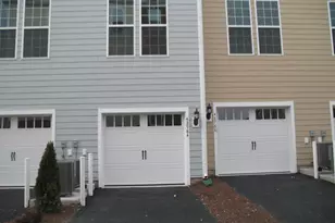 42784 Lauder Terrace, Ashburn, VA 20147 - Photo 3