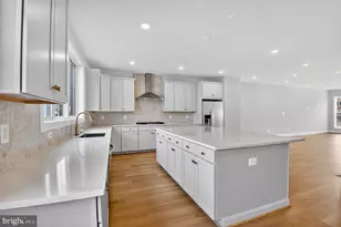 42241 Shining Star Sq, Brambleton, VA 20148 - Photo 9