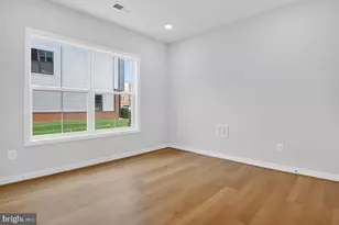 42241 Shining Star Sq, Brambleton, VA 20148 - Photo 19