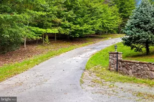 14388 Waterford Woods Ct, Leesburg, VA 20176 - Photo 3