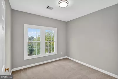 25402 Herring Creek Drive, Chantilly, VA 20152 - Photo 9