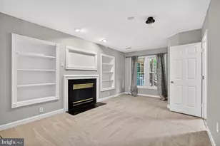 25402 Herring Creek Dr, Chantilly, VA 20152 - Photo 11