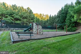 11308 Stonehouse Pl, Potomac Falls, VA 20165 - Photo 75