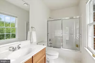 11308 Stonehouse Pl, Potomac Falls, VA 20165 - Photo 43