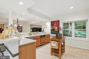 11308 Stonehouse Pl, Potomac Falls, VA 20165 - Photo 53