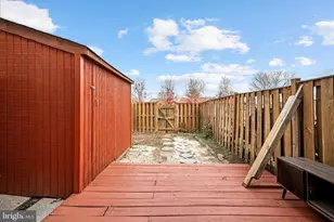 15 Marian Ct, Sterling, VA 20165 - Photo 33