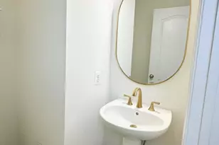 23069 Weybridge Square, Broadlands, VA 20148 - Photo 15