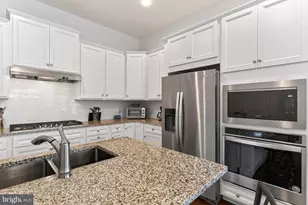 42783 Firefly Sonata Terrace, Ashburn, VA 20148 - Photo 17